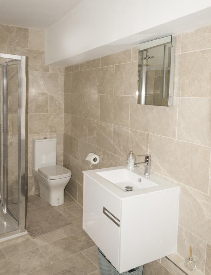 The Three Gables Apartment Stratford-upon-Avon Ngoại thất bức ảnh