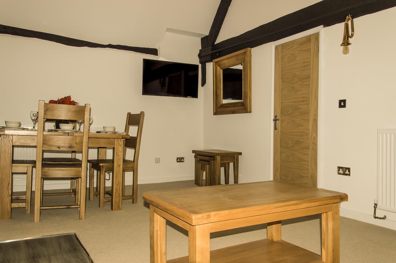 The Three Gables Apartment Stratford-upon-Avon Ngoại thất bức ảnh