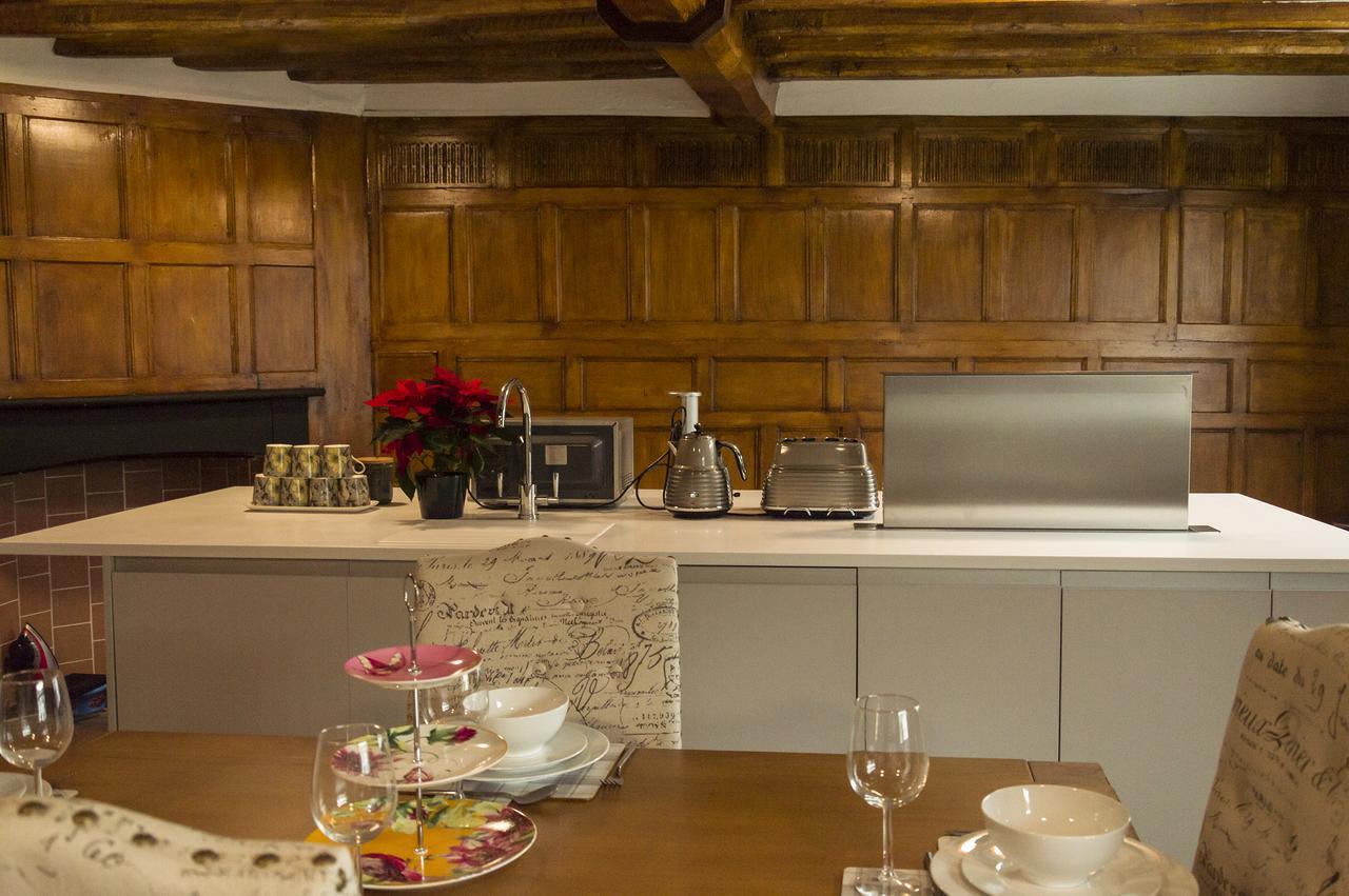 The Three Gables Apartment Stratford-upon-Avon Ngoại thất bức ảnh